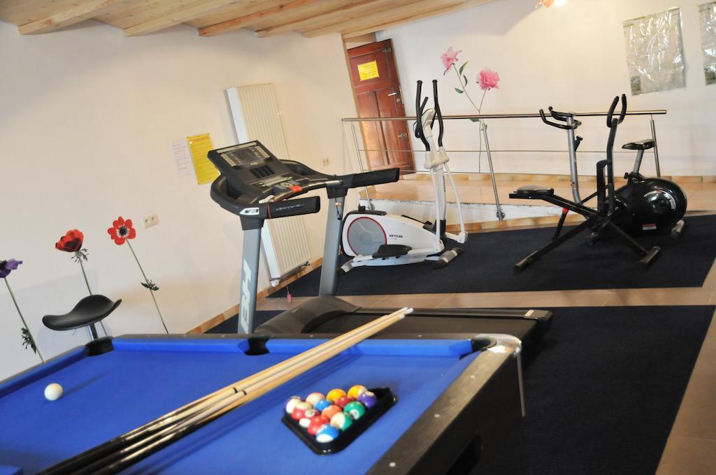 Gite Stone Lodge Bourcy Bagian luar foto