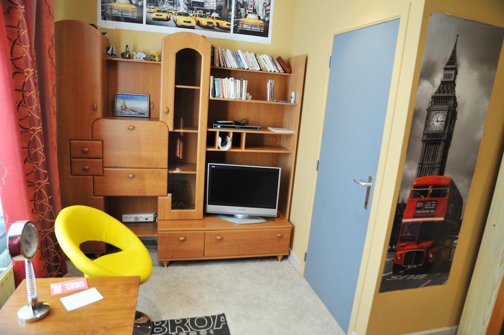 Gite Stone Lodge Bourcy Bagian luar foto