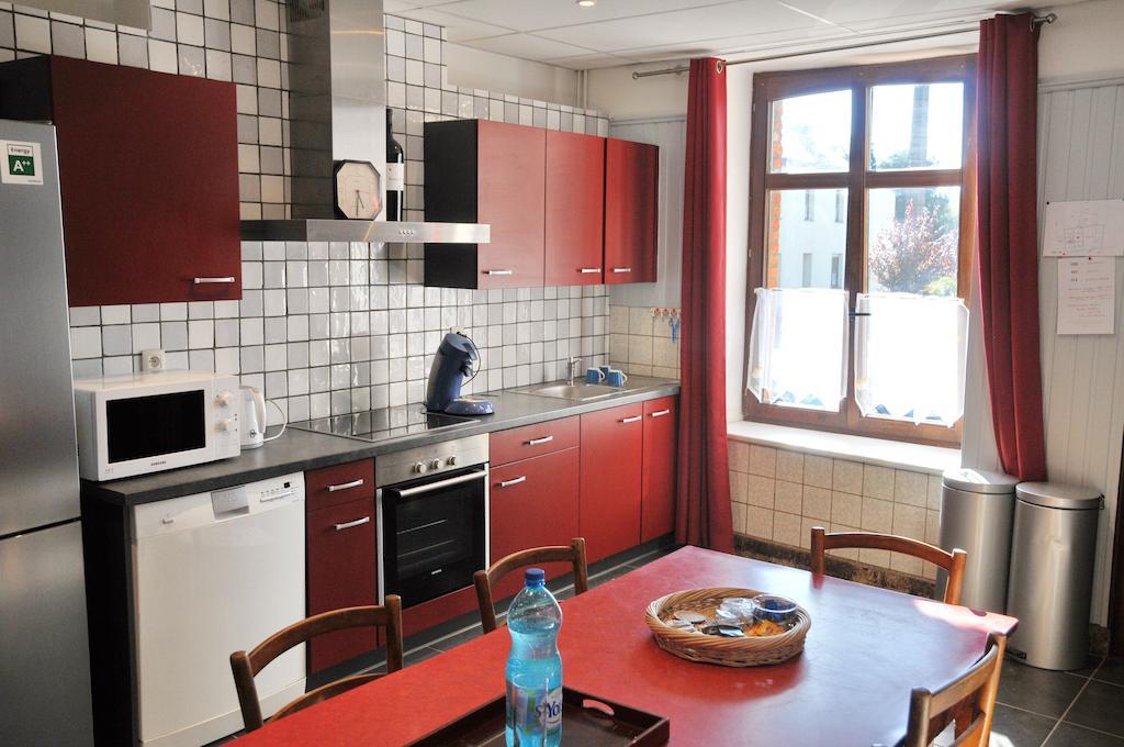 Gite Stone Lodge Bourcy Ruang foto