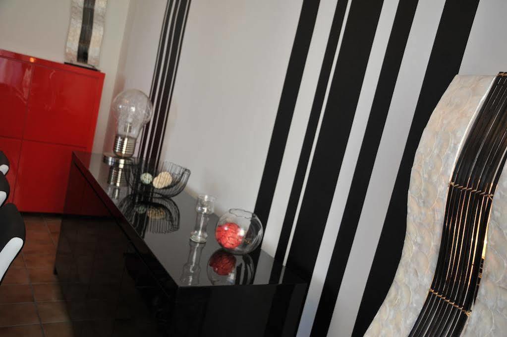 Gite Stone Lodge Bourcy Bagian luar foto